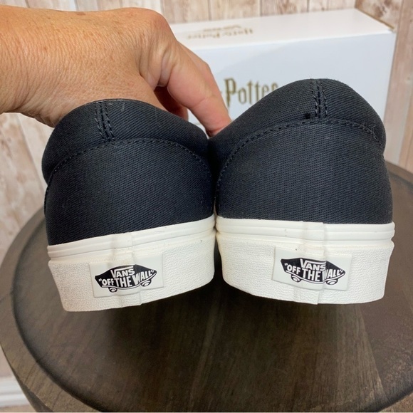 Vans x Harry Potter Huffle Puff‎ Classic Slip on Sneakers Size 13 Men - Picture 5 of 13